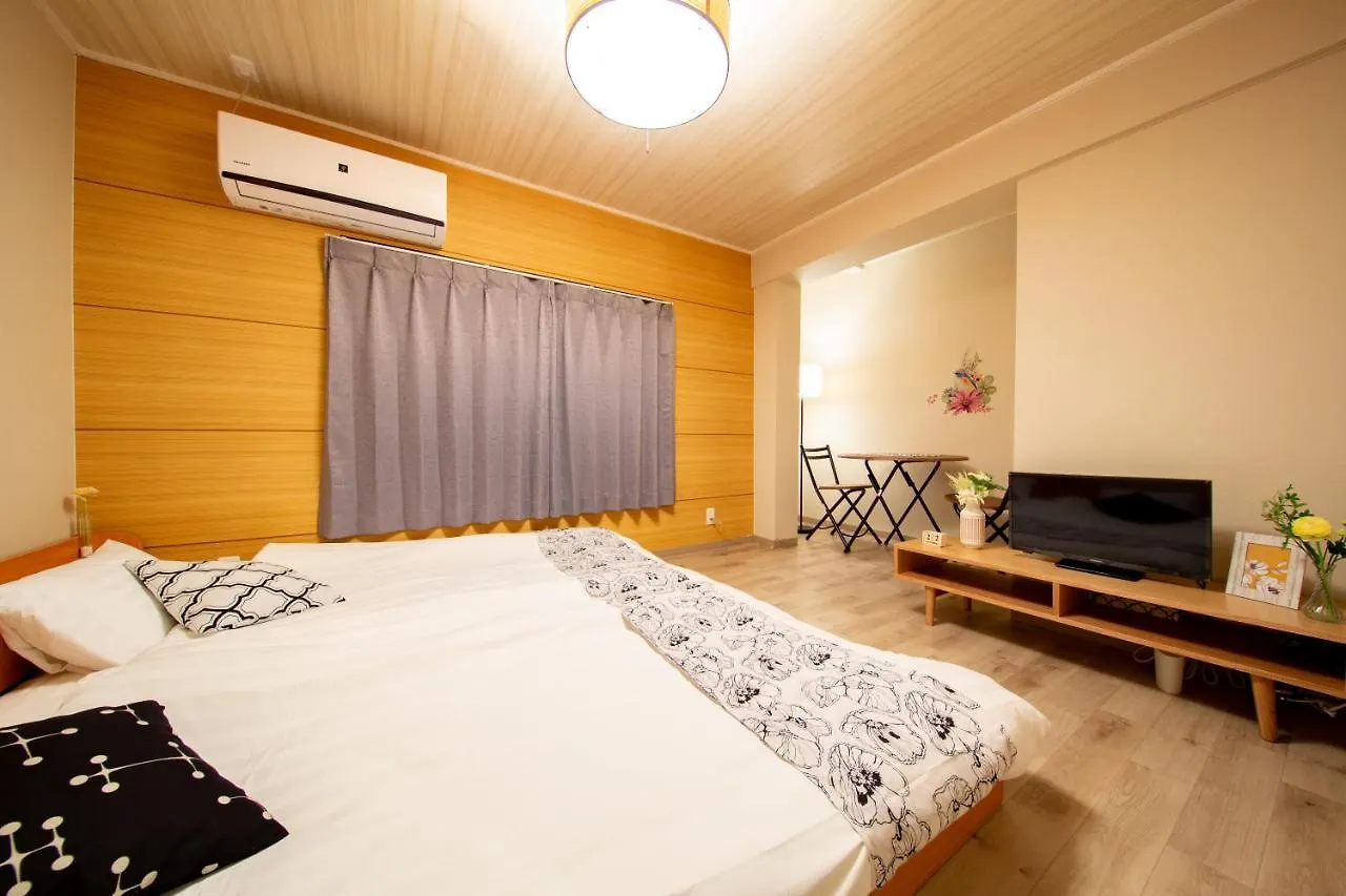Guumi Apartment Osaka 0*,